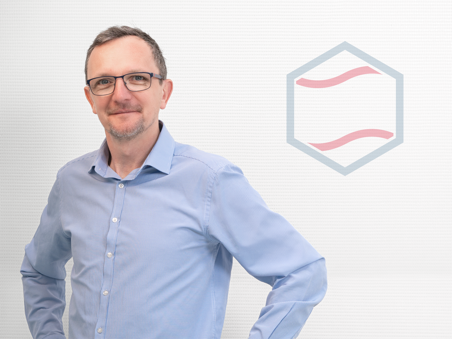 ✉ Tomasz Czarnecki<br>Head of Sales and Business Development